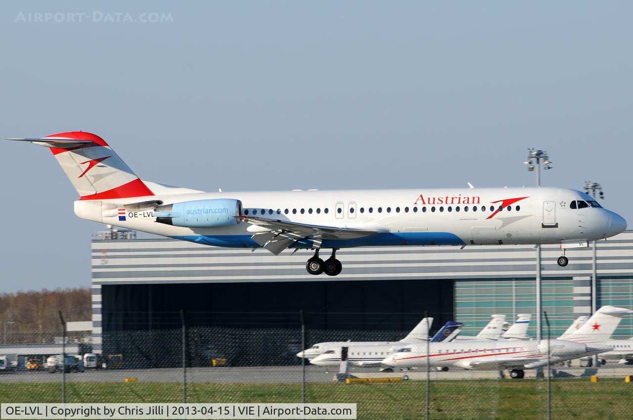 OE-LVL, 1992 Fokker 100 (F-28-0100) C/N 11404, Austrian Airlines