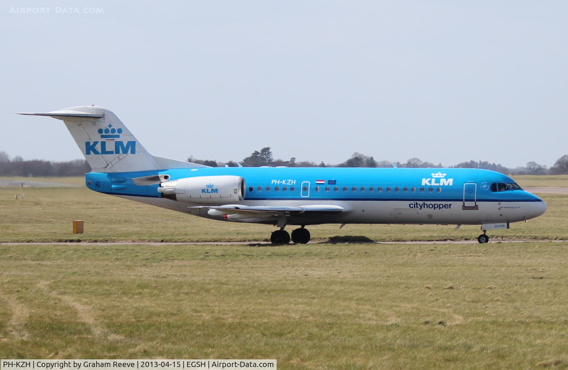 PH-KZH, 1997 Fokker 70 (F-28-0070) C/N 11583, About to depart for Amsterdam.