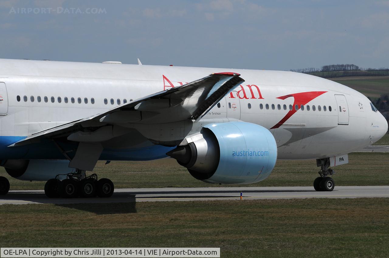OE-LPA, 1997 Boeing 777-2Z9/ER C/N 28698, Austrian Airlines