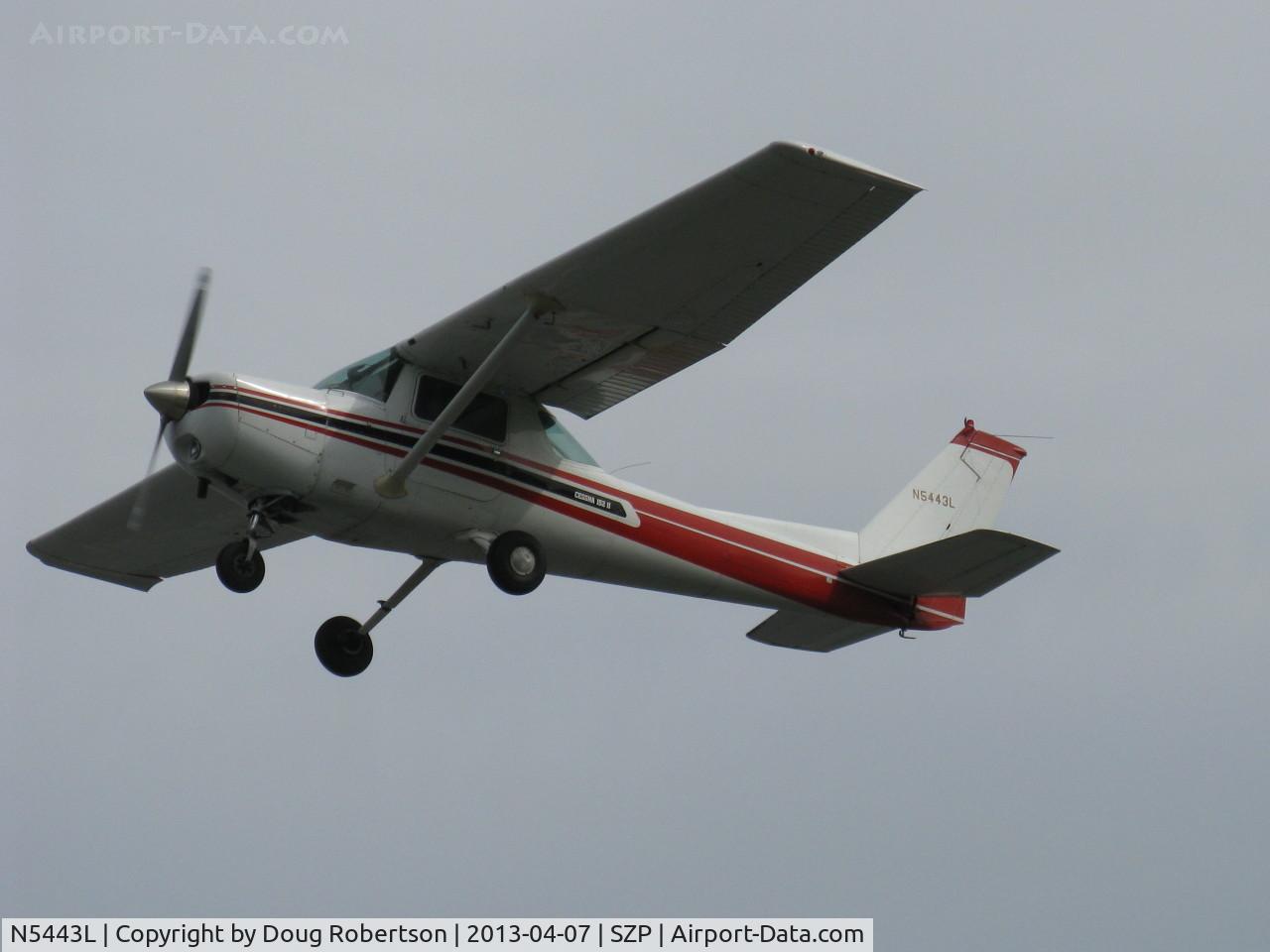 N5443L, 1980 Cessna 152 C/N 15284315, 1980 Cessna 152, Lycoming O-235 115 Hp, takeoff climb Rwy 22