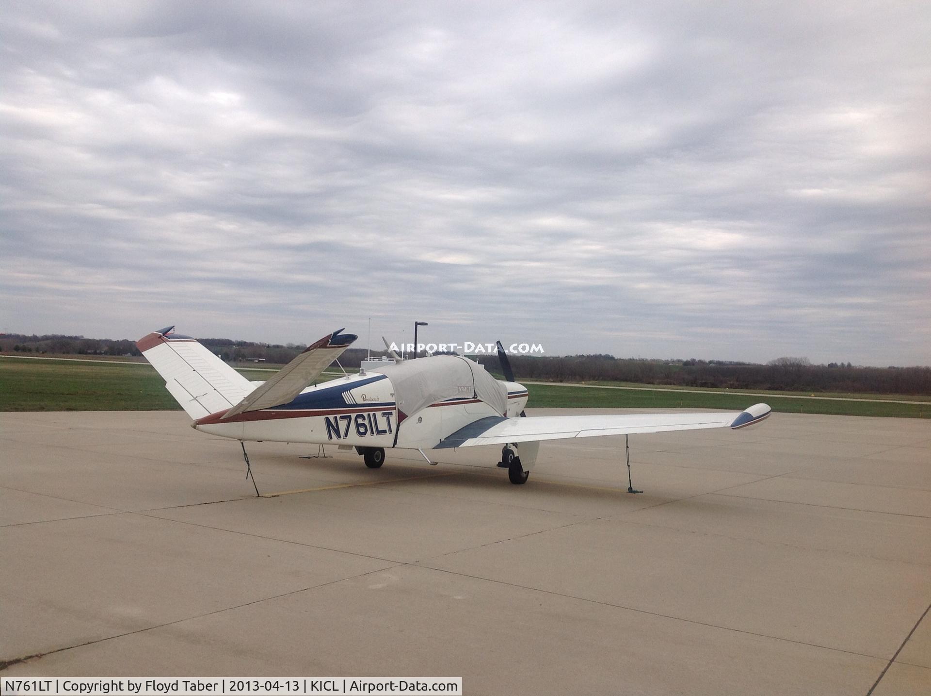N761LT, 1978 Beech V35B Bonanza C/N D-10187, On the ramp