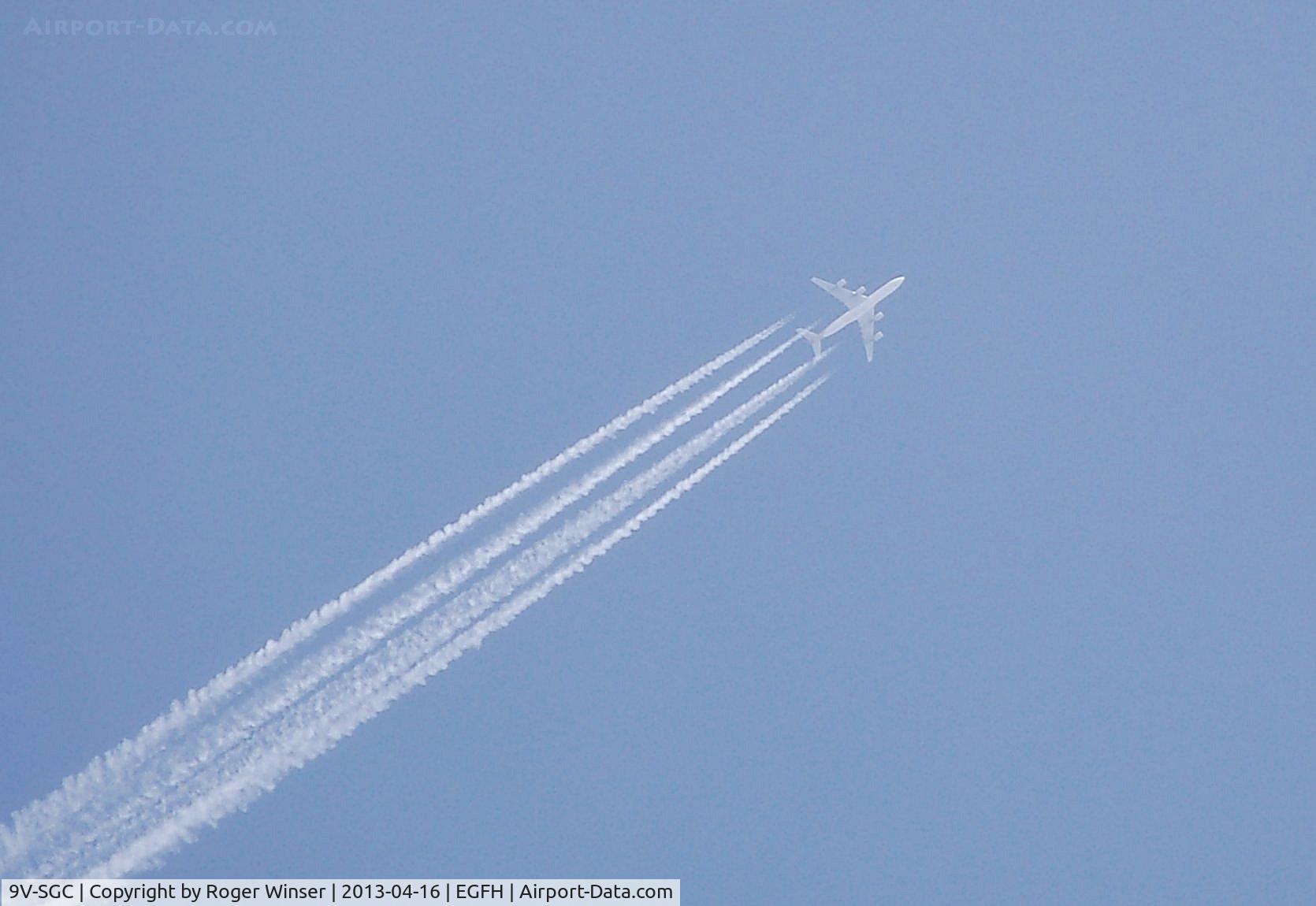 9V-SGC, 2003 Airbus A340-541 C/N 478, Singapore Airlines Airbus A345 flying at 35000 feet eastbound on the New York-Singapore route, the longest non-stop air route in the world.