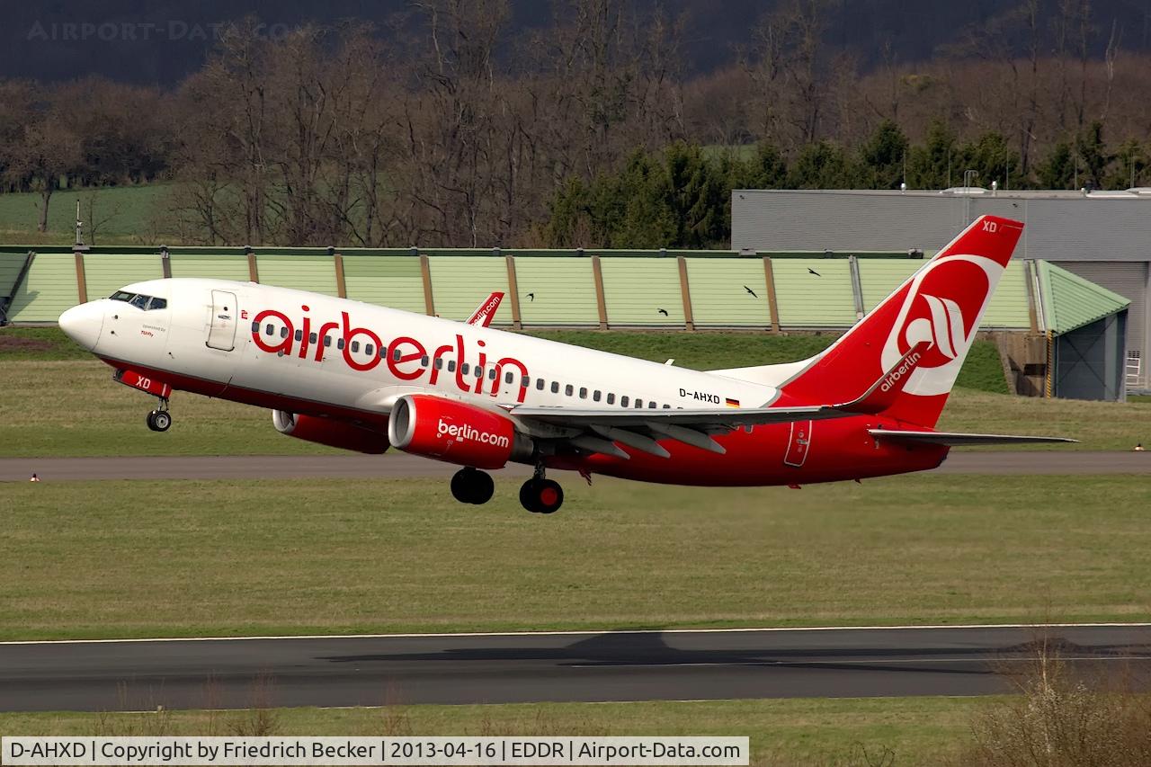 D-AHXD, 2007 Boeing 737-7K5 C/N 30726, departure to TXL via RW27
