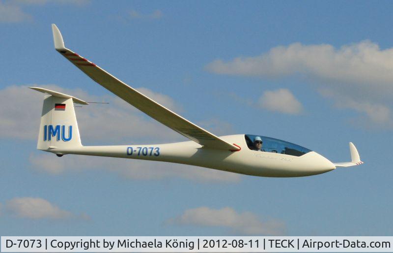 D-7073, 2003 Schempp-Hirth Ventus 2bx C/N 136, low approach
