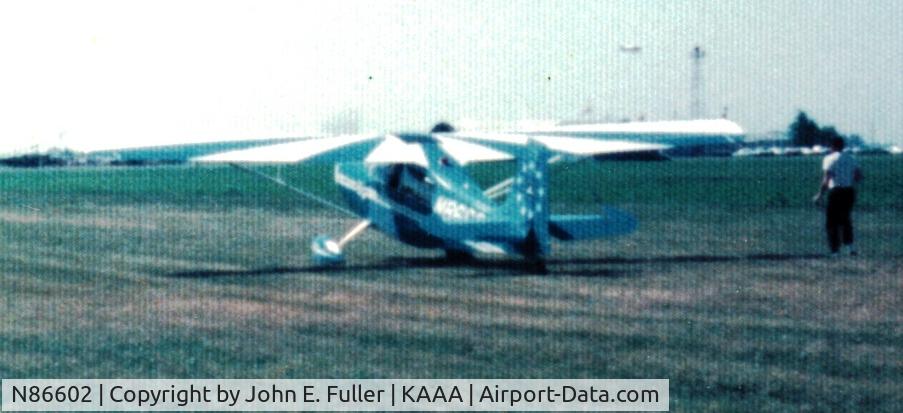 N86602, 1974 Bellanca 7KCAB Citabria C/N 438-74, Aircraft purchased new at Ames, IA in 1974, to be used for aerobatic instruction and glider tows at the Logan Co. Airport, Lincoln, IL.  These pictures are from old 35mm slides, so not so great.  Airborne shot is just southeast of Lincoln.