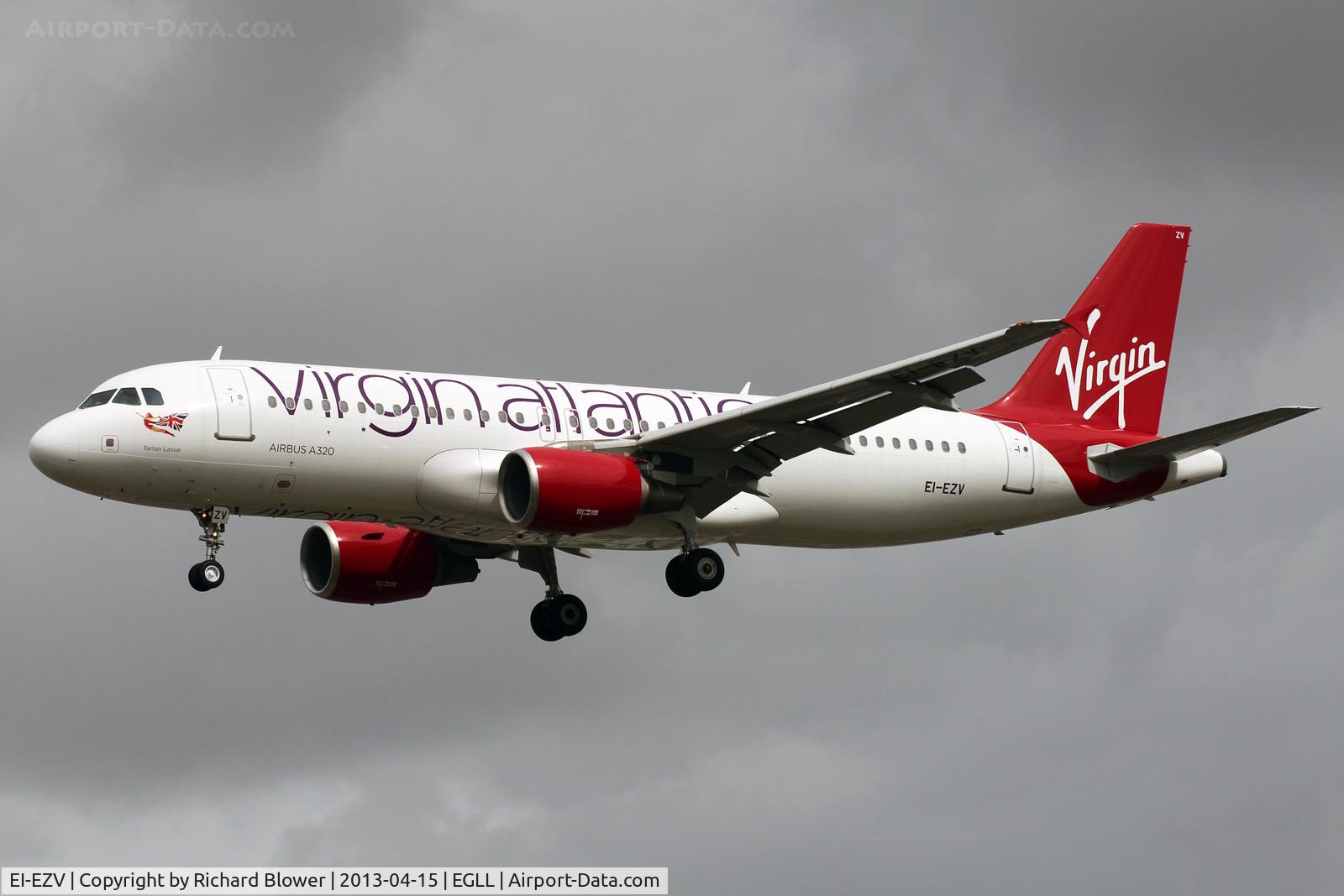 EI-EZV, 2003 Airbus A320-214 C/N 2001, Landing 27L