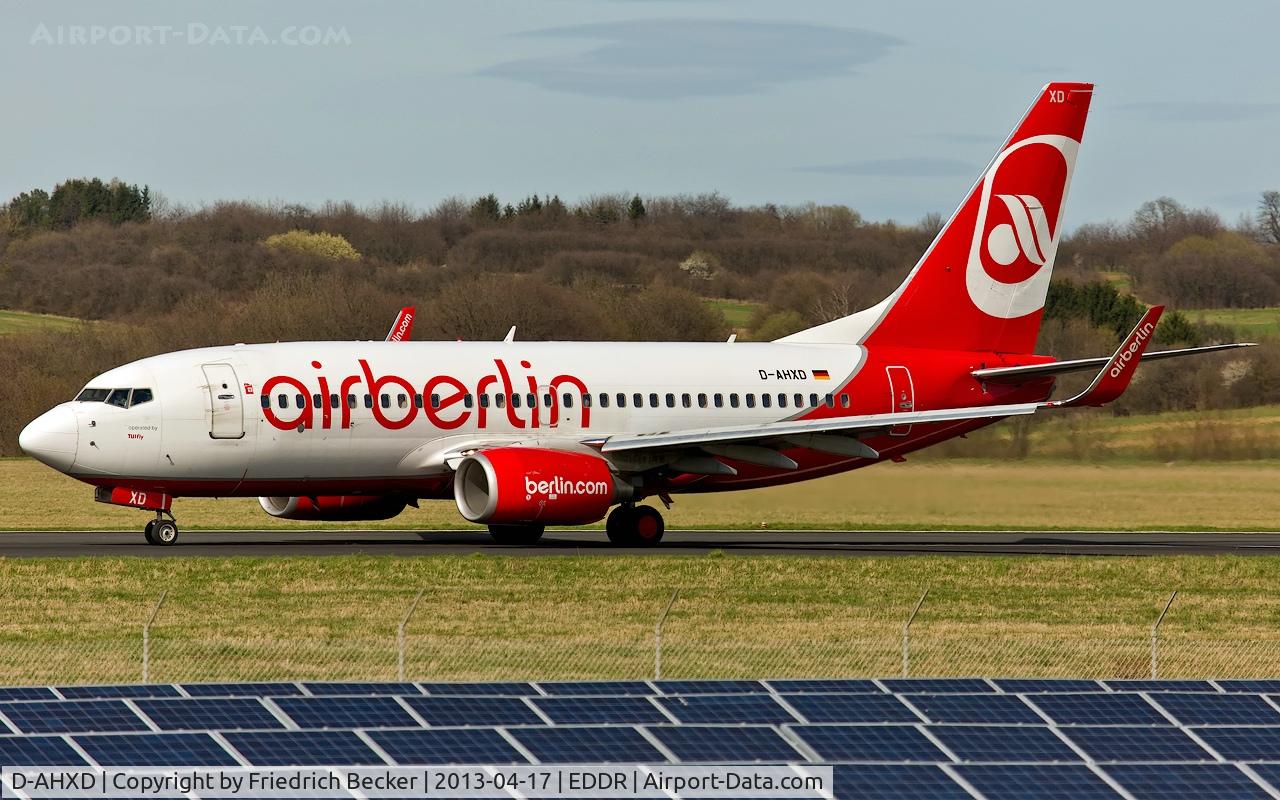 D-AHXD, 2007 Boeing 737-7K5 C/N 30726, departure to TXL via RW27