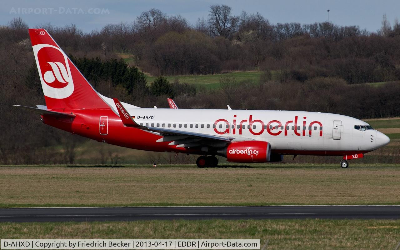 D-AHXD, 2007 Boeing 737-7K5 C/N 30726, taxying to the active