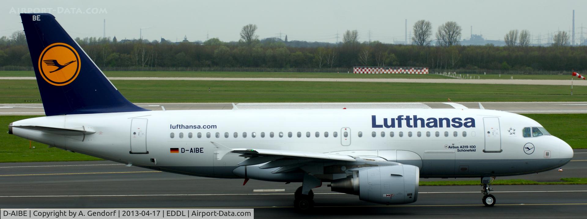 D-AIBE, 2010 Airbus A319-112 C/N 4511, Lufthansa, is here on taxiway M to RWY 23L at Düsseldorf Int´l (EDDL)