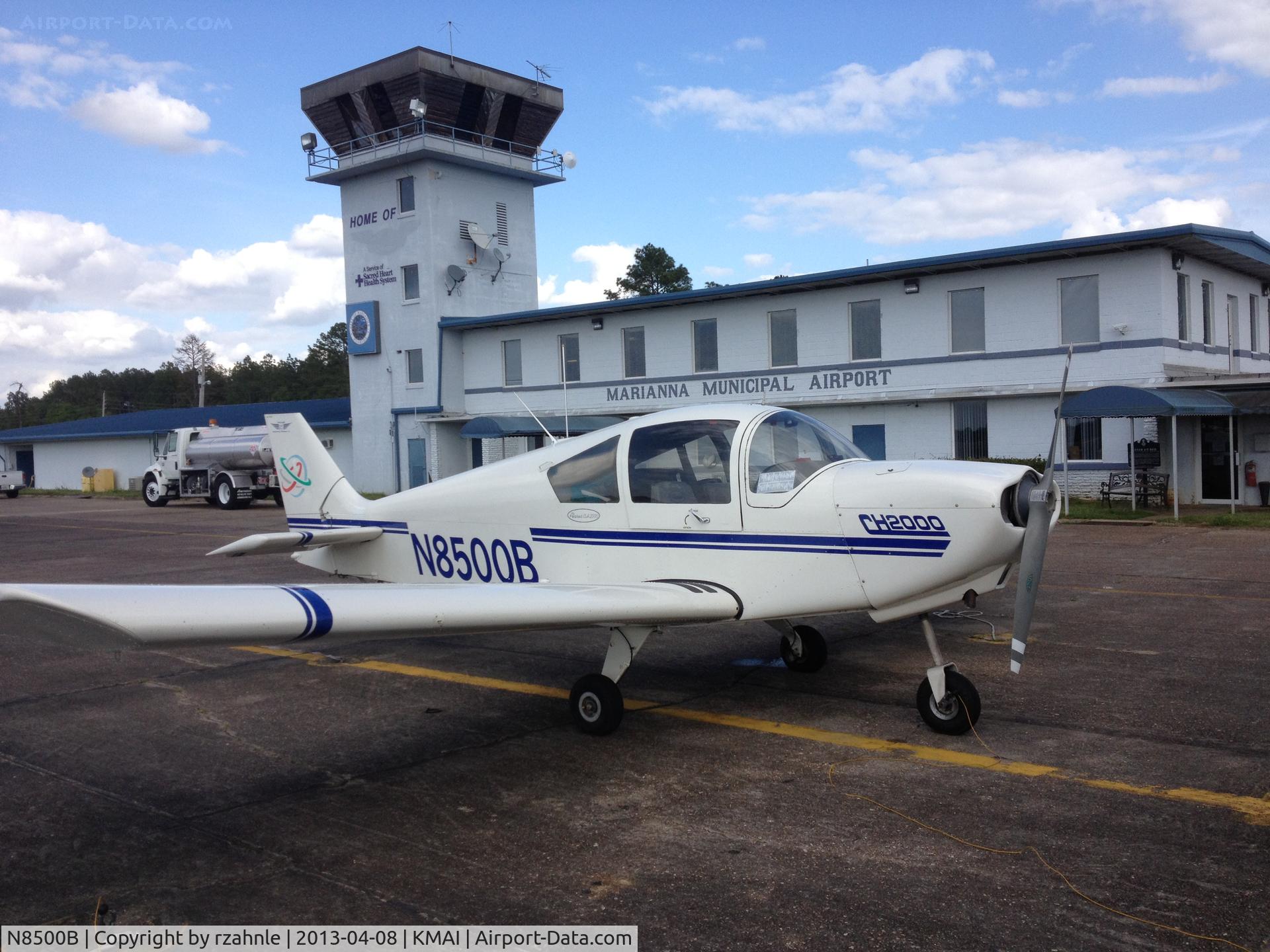 N8500B, 2003 AMD CH-2000 Alarus C/N 20-1014, Quick fuels stop bringing the airplane to it's new home in Florida from Phoenix, AZ