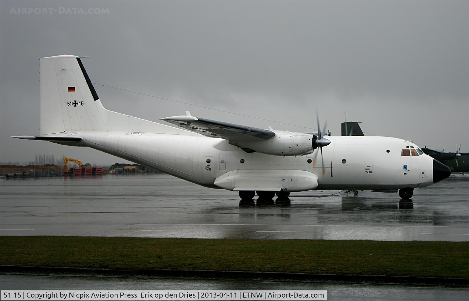 51 15, Transall C-160D C/N D152, Bavarian C-160D 5115 came in in the rain; still wearing its' white scheme
