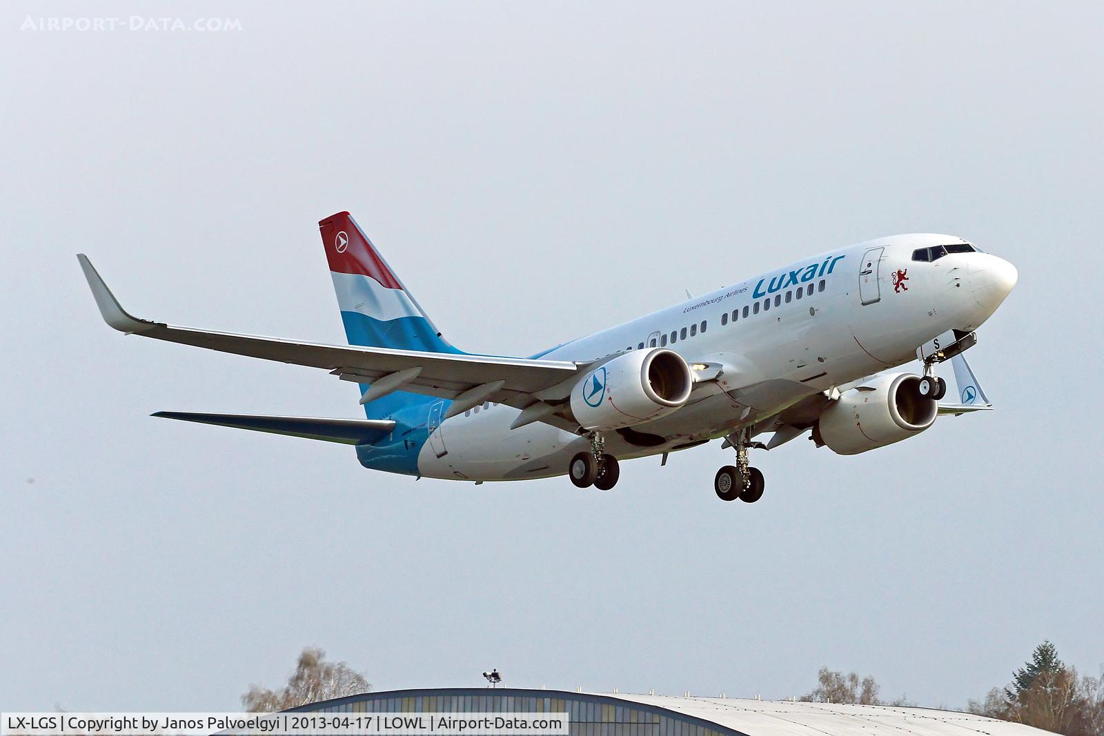 LX-LGS, 2005 Boeing 737-7C9 C/N 33956, Luxair Boeing B737-7C9 departure LOWL/LNZ