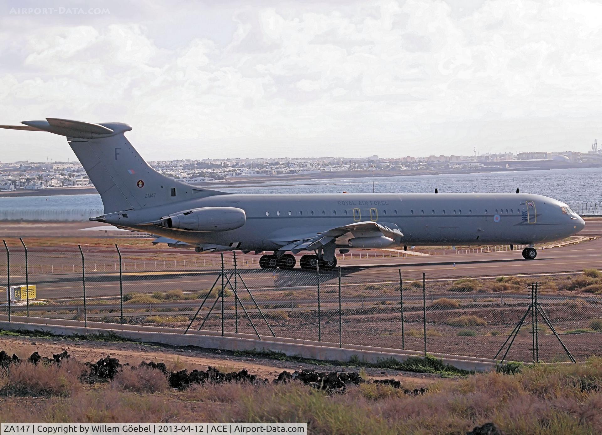 ZA147, 1966 Vickers VC10 K.3 C/N 882, Ready for take off