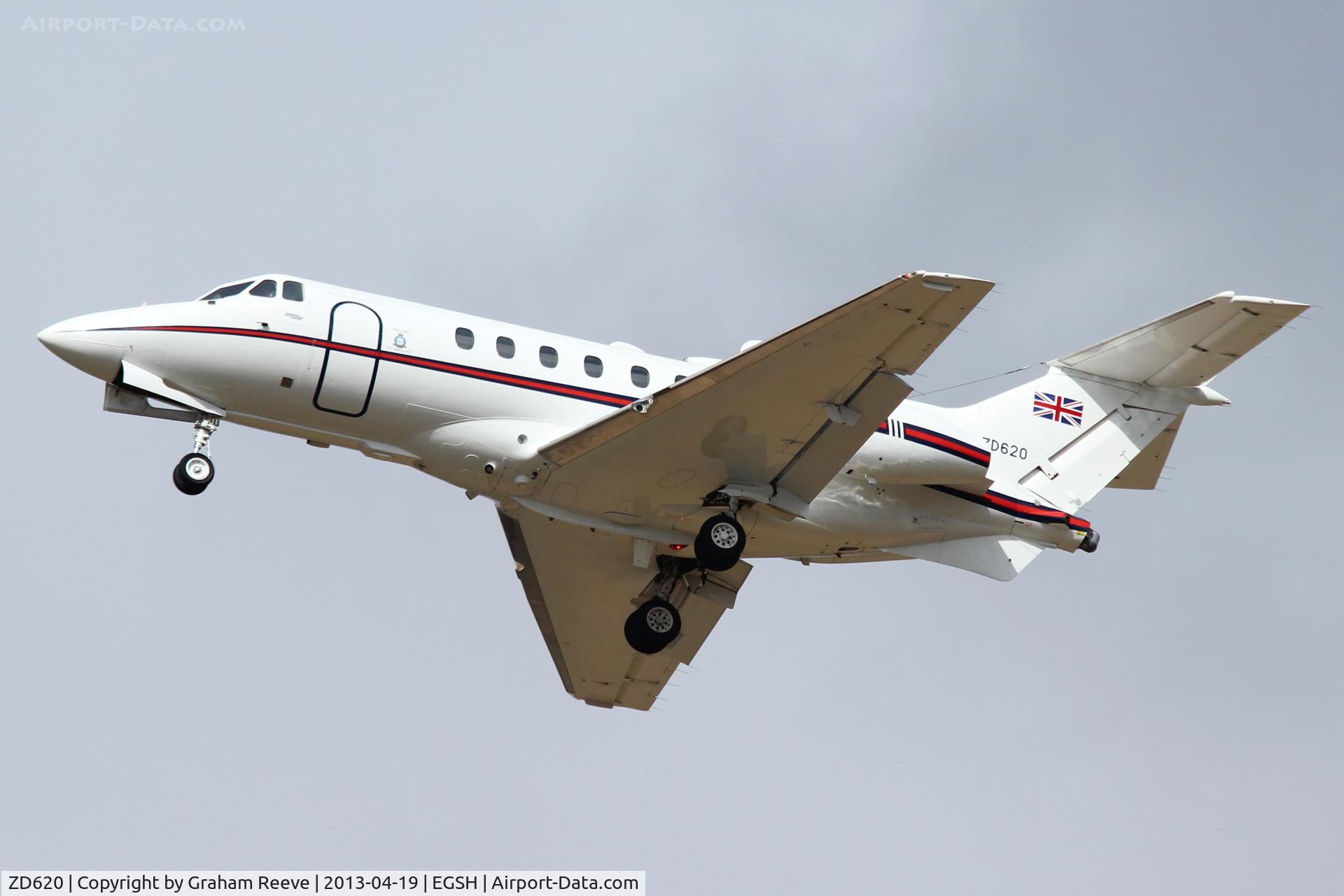 ZD620, British Aerospace BAe-125 CC.3 C/N 257181, On approach.
