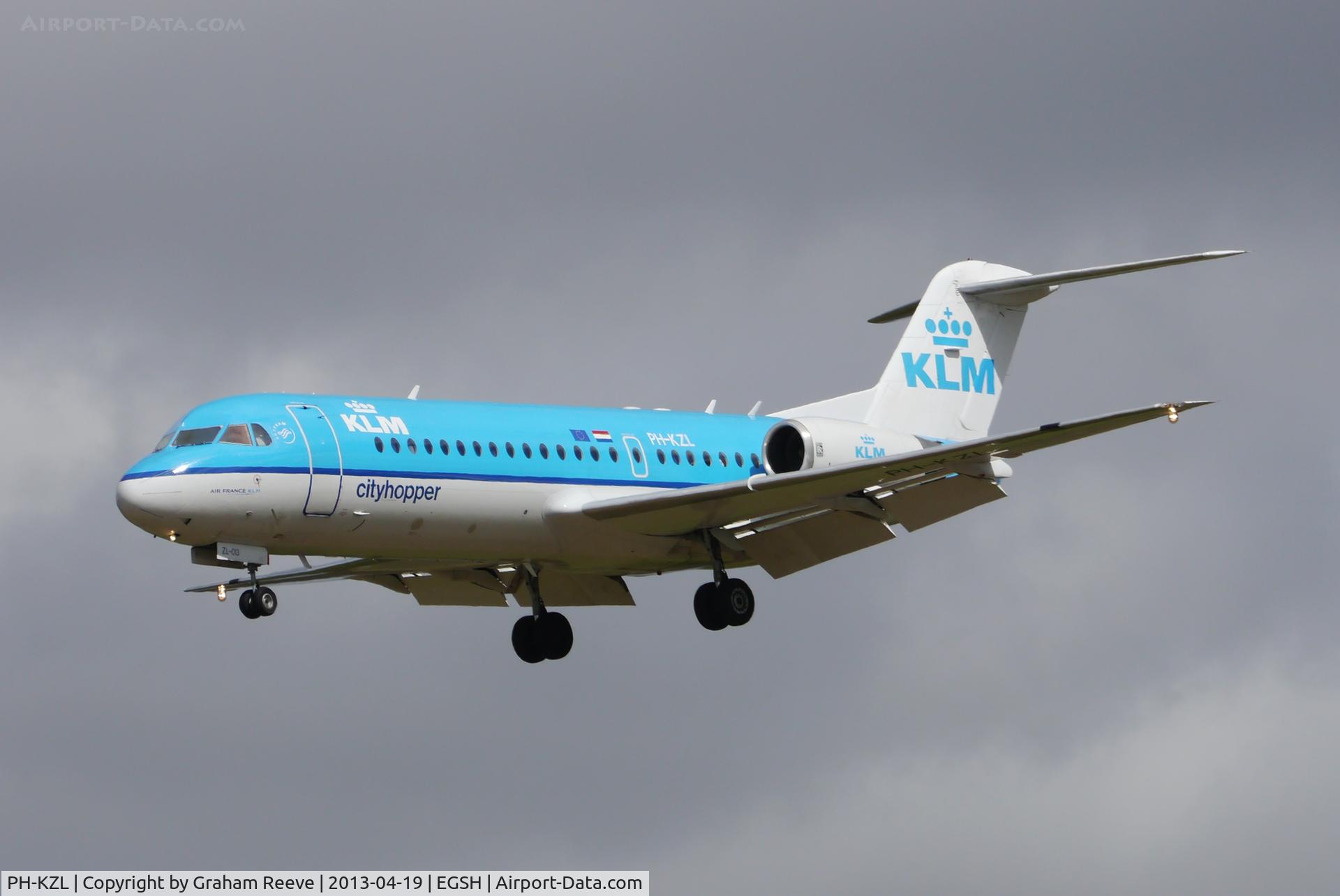PH-KZL, 1995 Fokker 70 (F-28-0070) C/N 11536, About to land at Norwich.