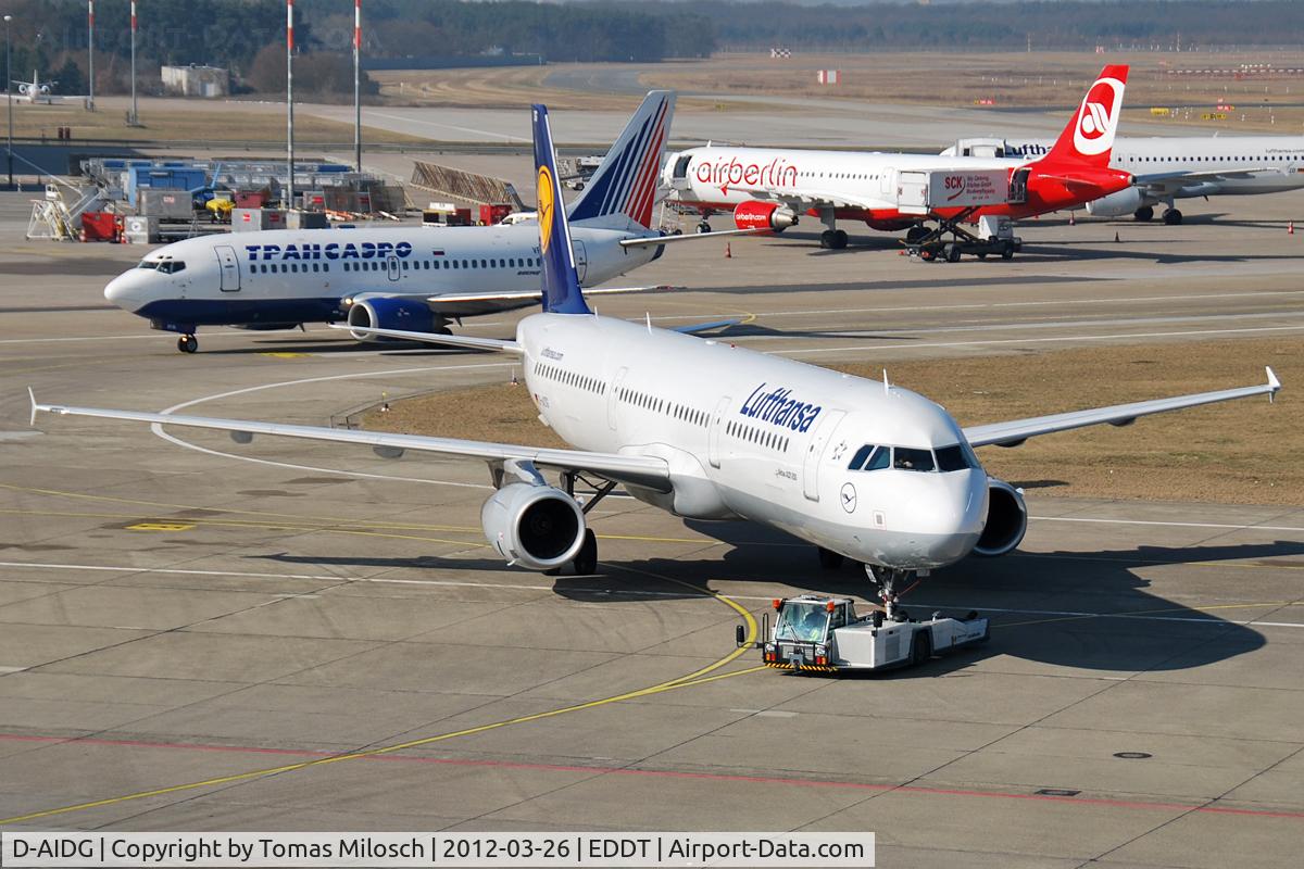 D-AIDG, 2011 Airbus A321-231 C/N 4672, 