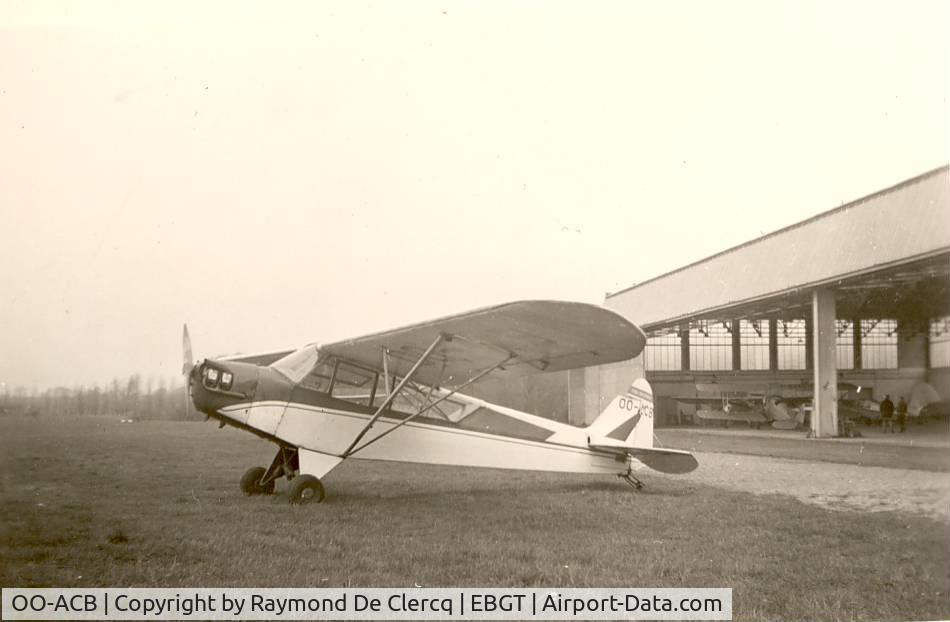 OO-ACB, 1943 Piper L-4J Grasshopper (J3C-65D) C/N 11602, Gent 1965