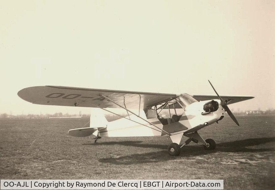 OO-AJL, 1943 Piper L-4H Grasshopper (J3C-65D) C/N 11327, Gent 1965