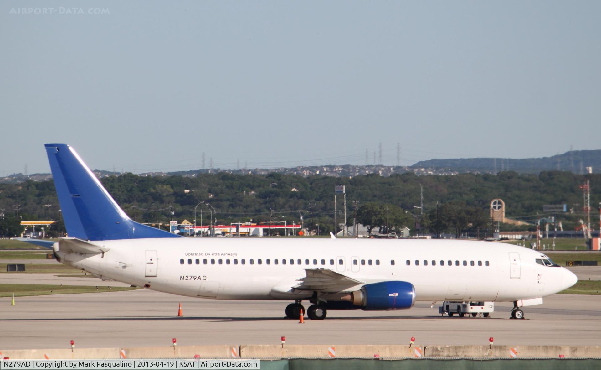 N279AD, 1992 Boeing 737-4Q8 C/N 26279, Boeing 737-400