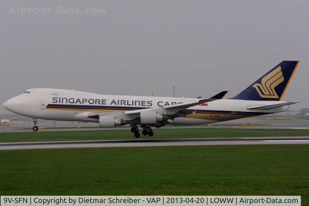 9V-SFN, 2004 Boeing 747-412F/SCD C/N 32899, Singapore Airlines Boeing 747-400