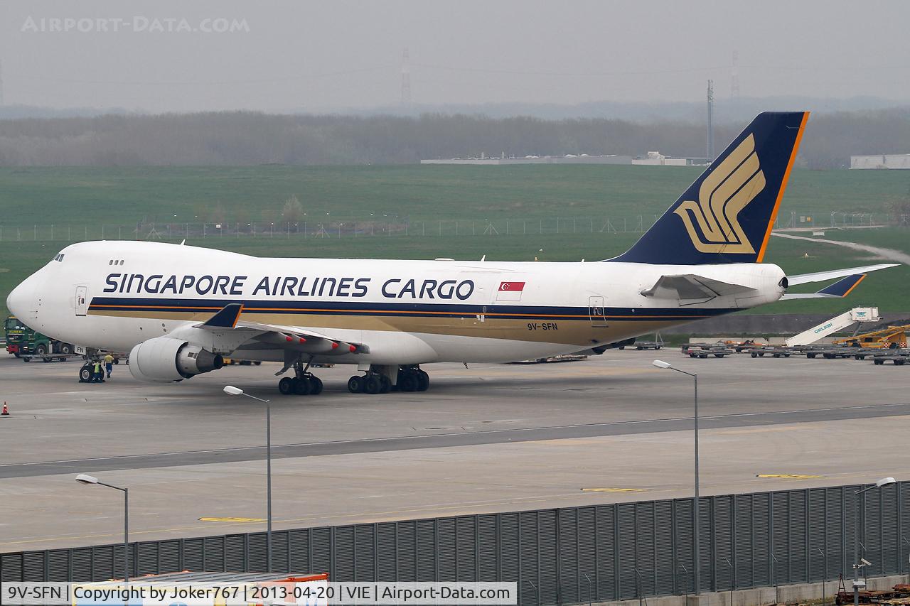 9V-SFN, 2004 Boeing 747-412F/SCD C/N 32899, Singapore Airlines Cargo
