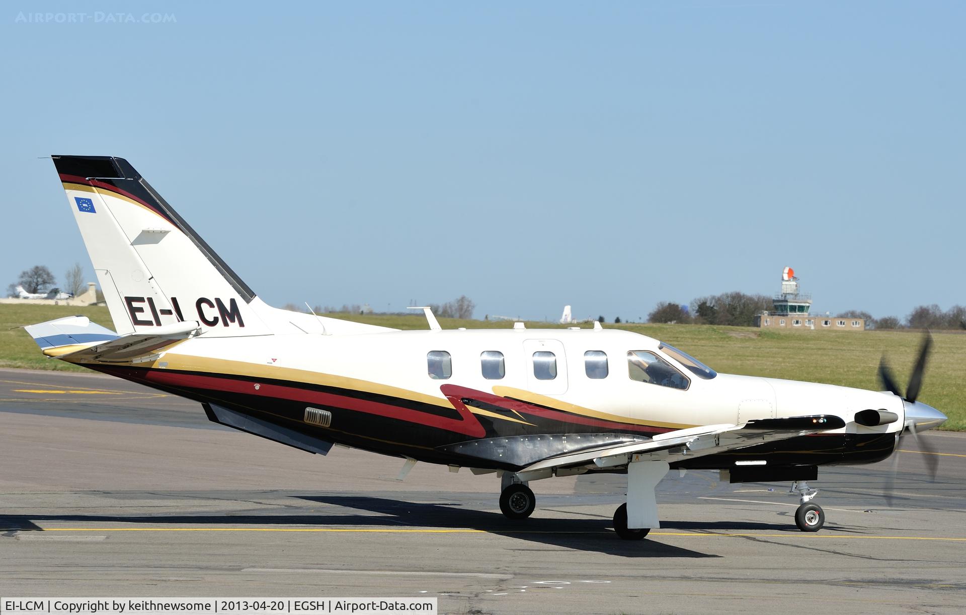 EI-LCM, 2008 Socata TBM-700 C/N 436, A leaving shot !