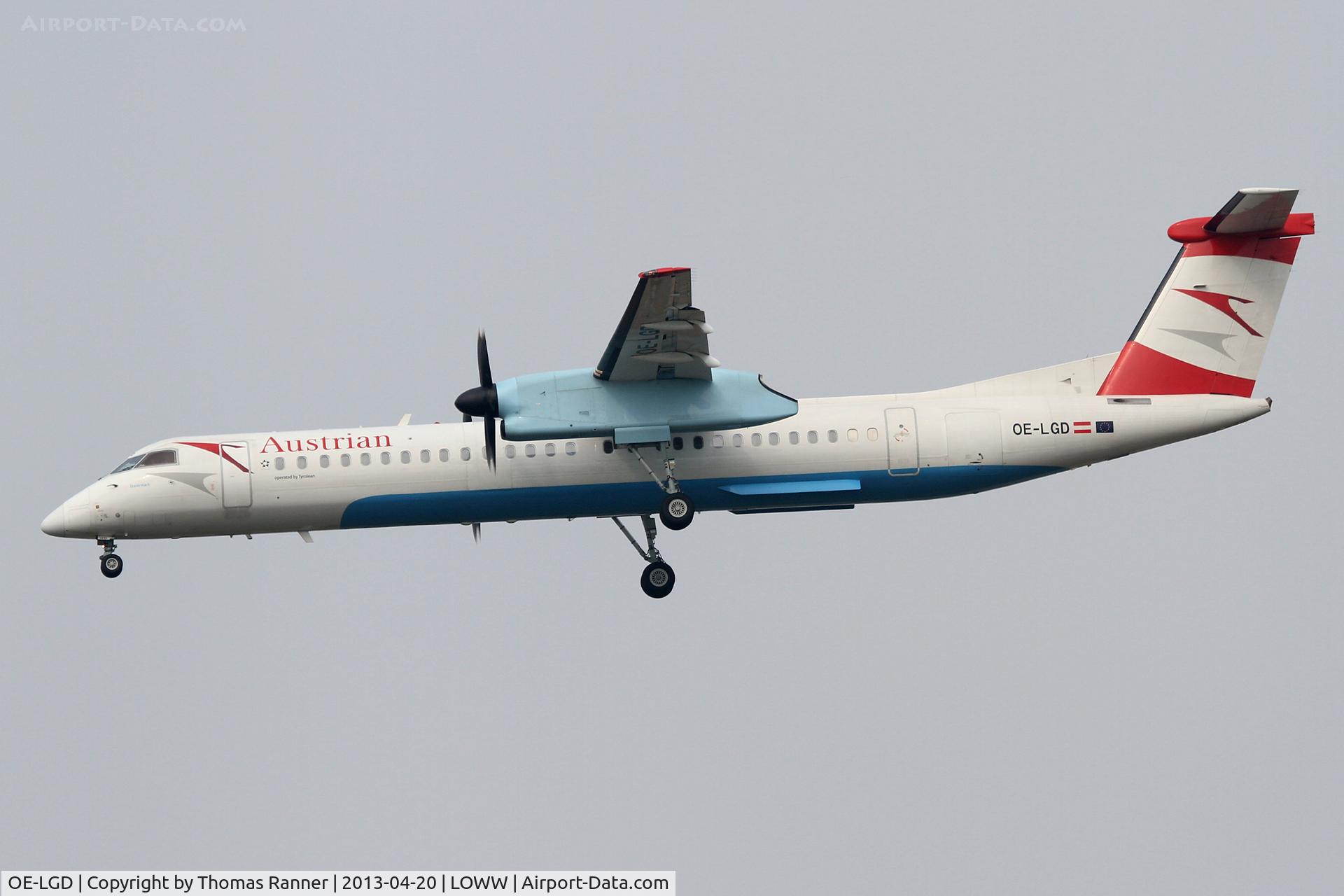OE-LGD, 2000 De Havilland Canada DHC-8-402Q Dash 8 C/N 4027, Austrian DHC-8