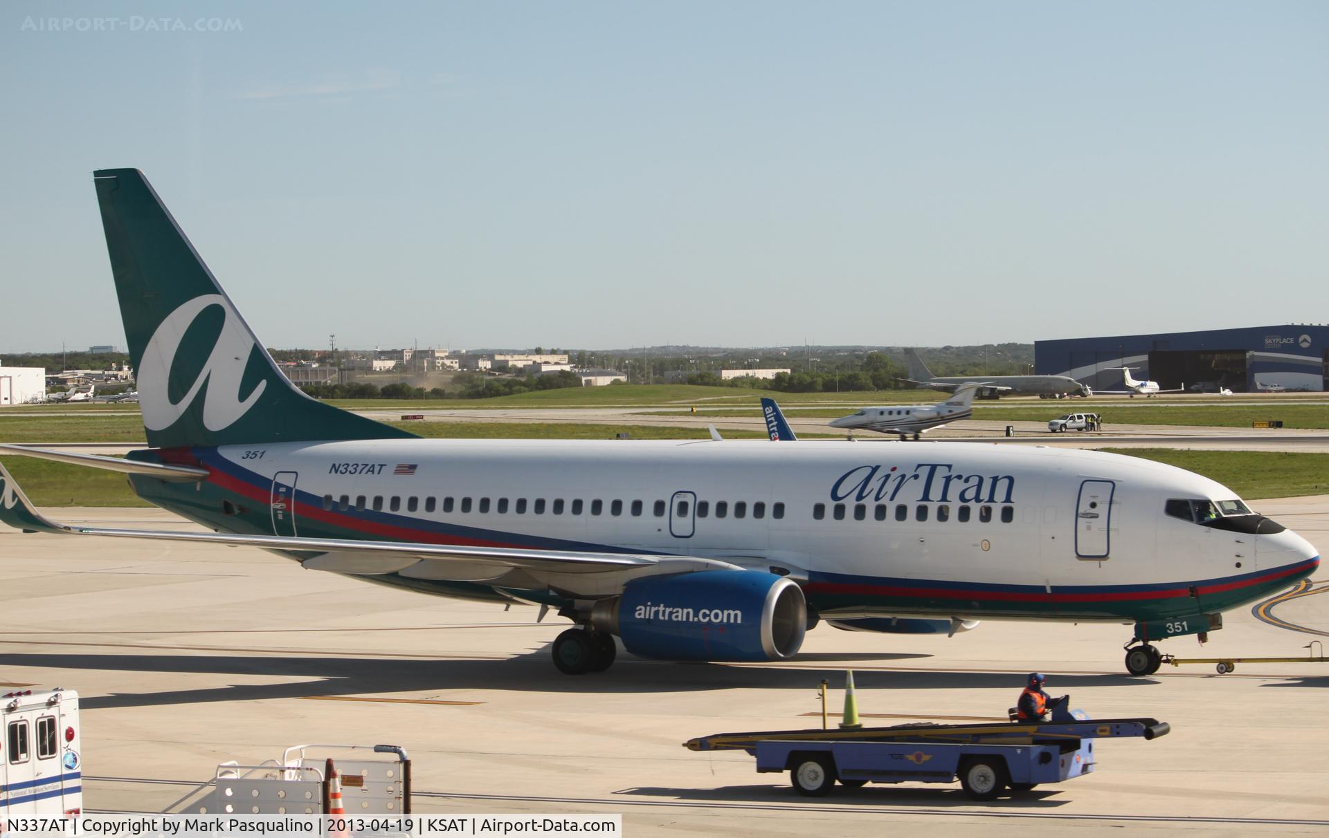 N337AT, 2008 Boeing 737-7BD C/N 36717, Boeing 737-800
