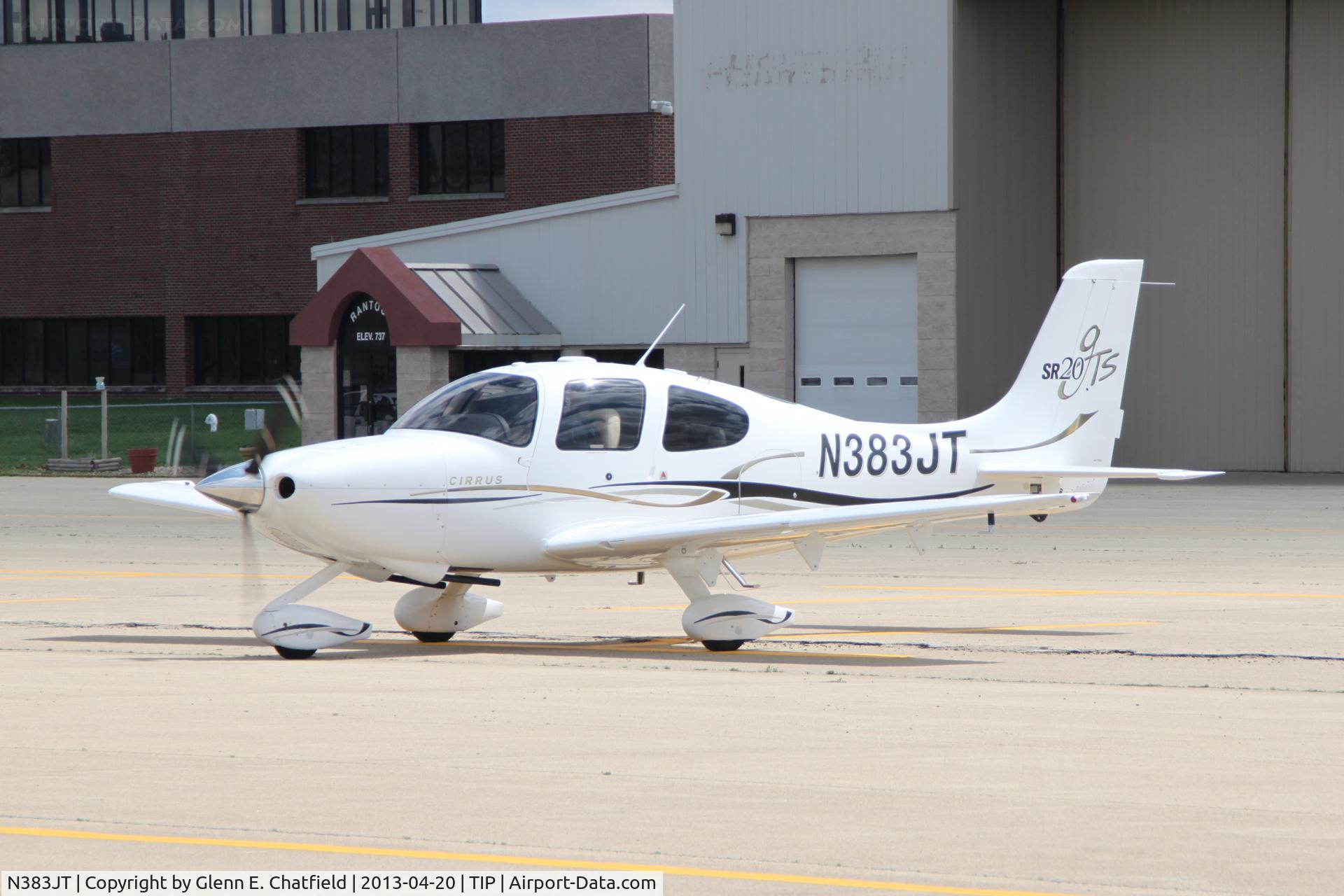 N383JT, 2006 Cirrus SR20 GTS C/N 1714, Across from the Octave Chanute Aviation Center