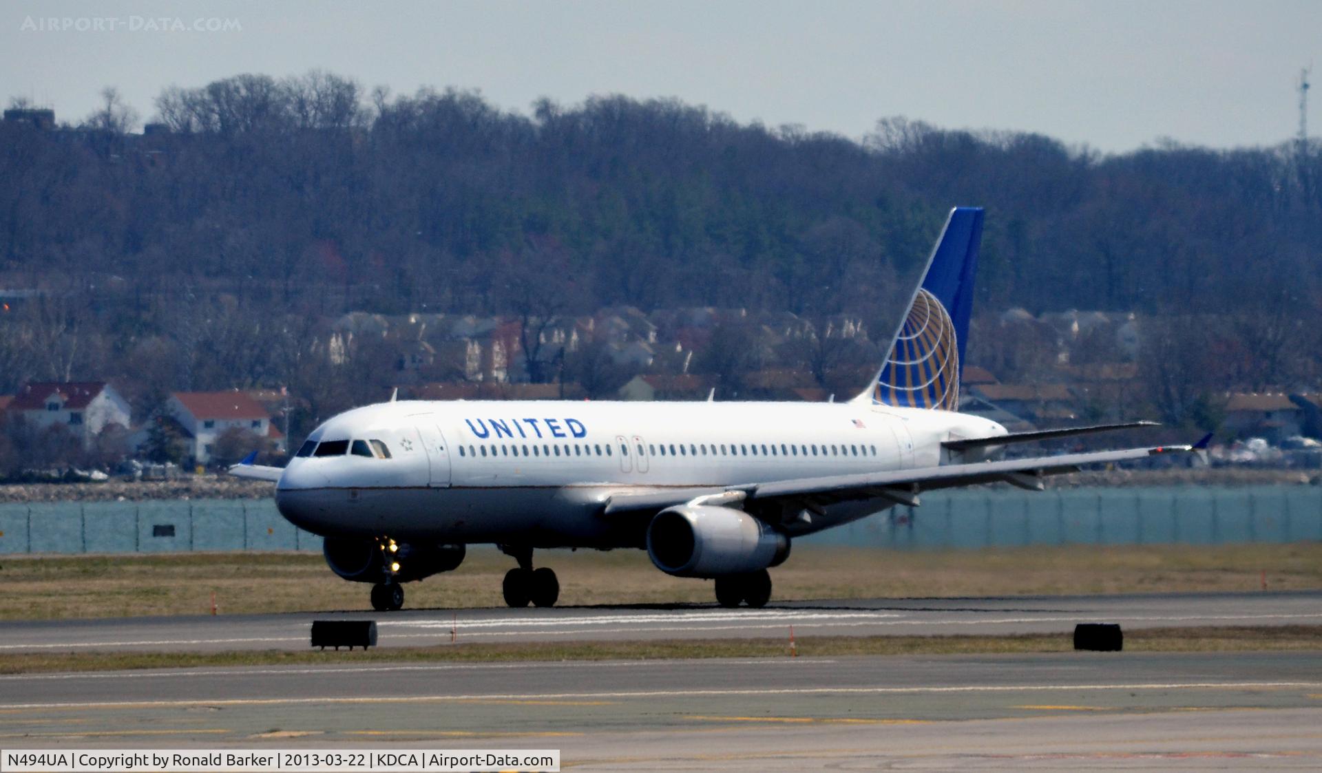 N494UA, 2002 Airbus A320-232 C/N 1840, Takeoff DCA