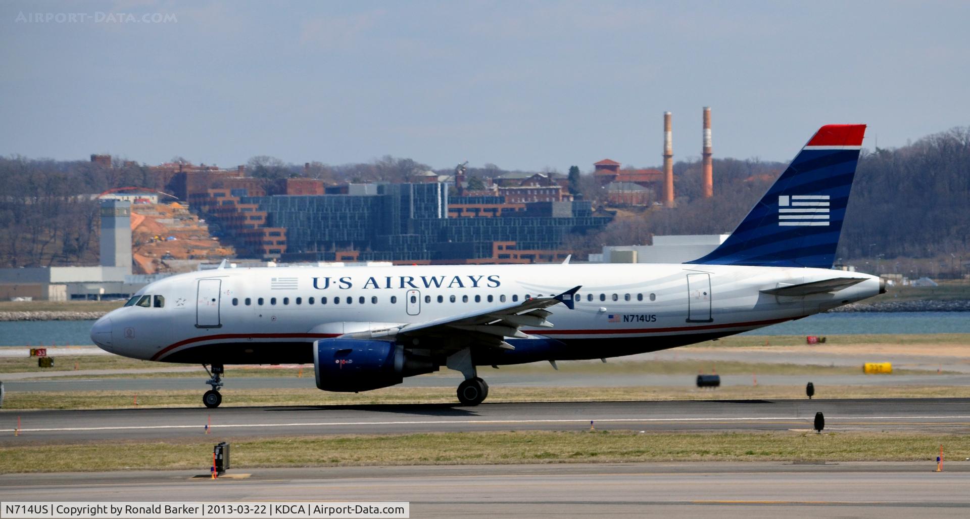 N714US, 1999 Airbus A319-112 C/N 1046, Takeoff DCA
