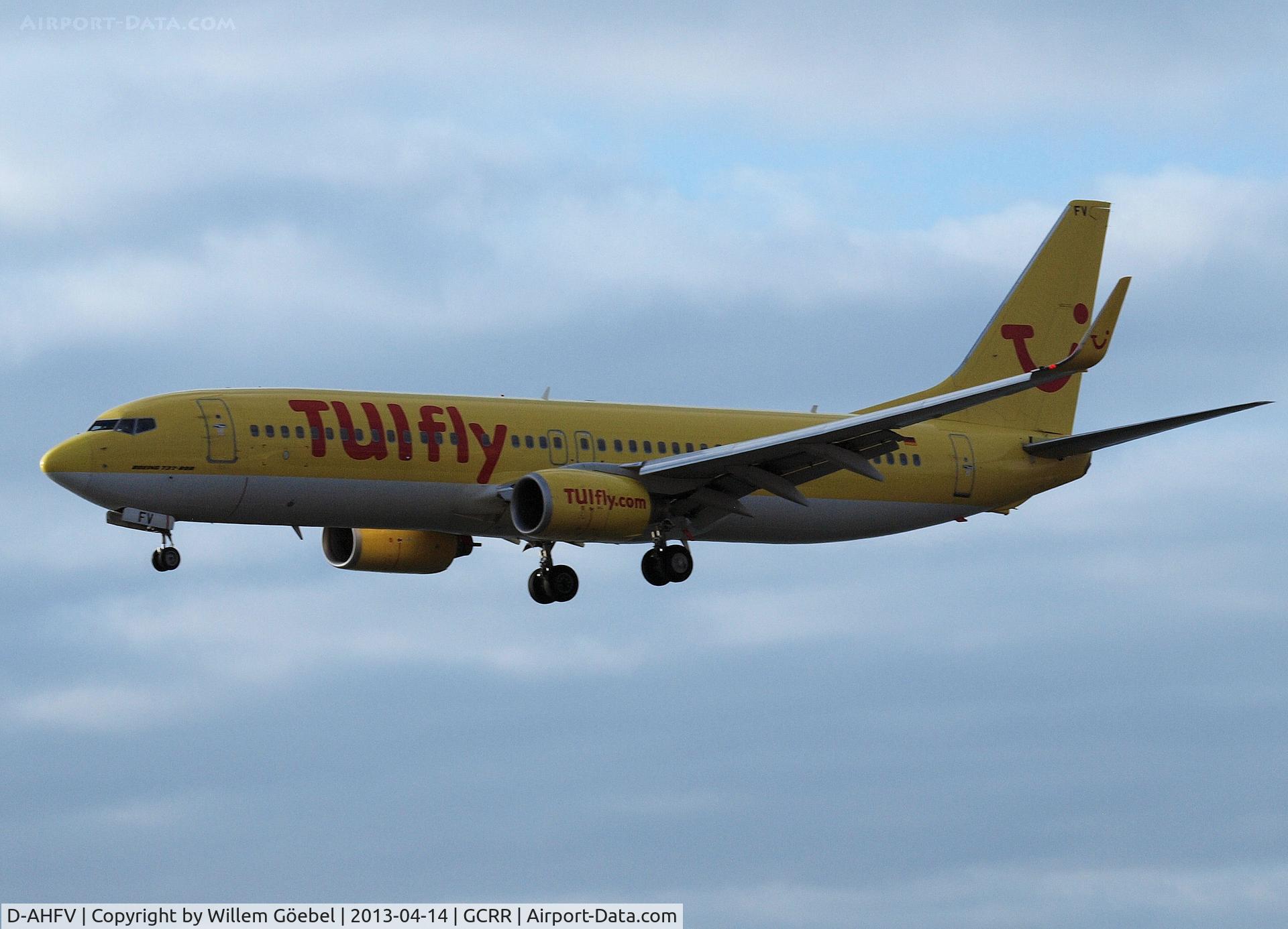 D-AHFV, 2000 Boeing 737-8K5 C/N 30415, Landing on Airport of Lanzarote