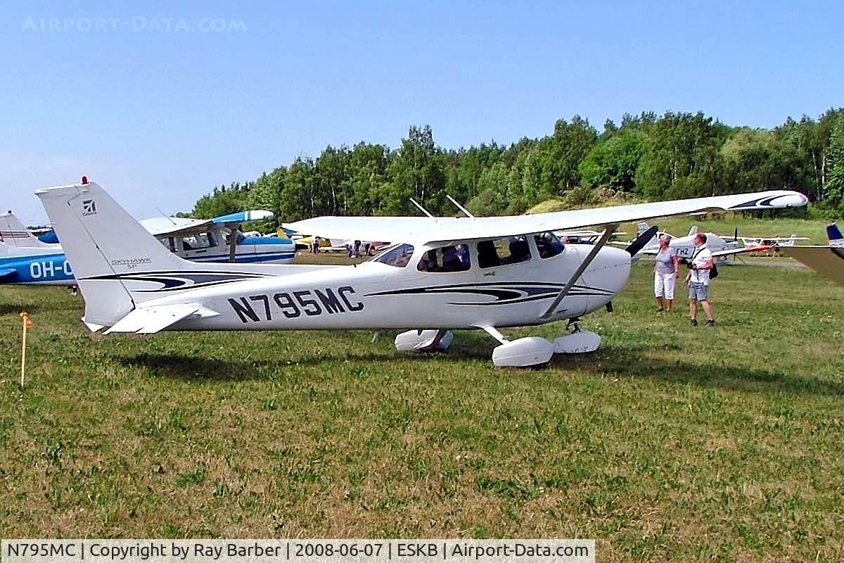 N795MC, 2005 Cessna 172S C/N 172S9795, Cessna 172S Skyhawk [172S-9795] Stockholm-Barkarby~SE 07/06/2008