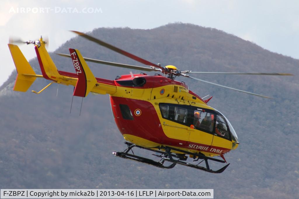 F-ZBPZ, Eurocopter-Kawasaki EC-145 (BK-117C-2) C/N 9056, In flight