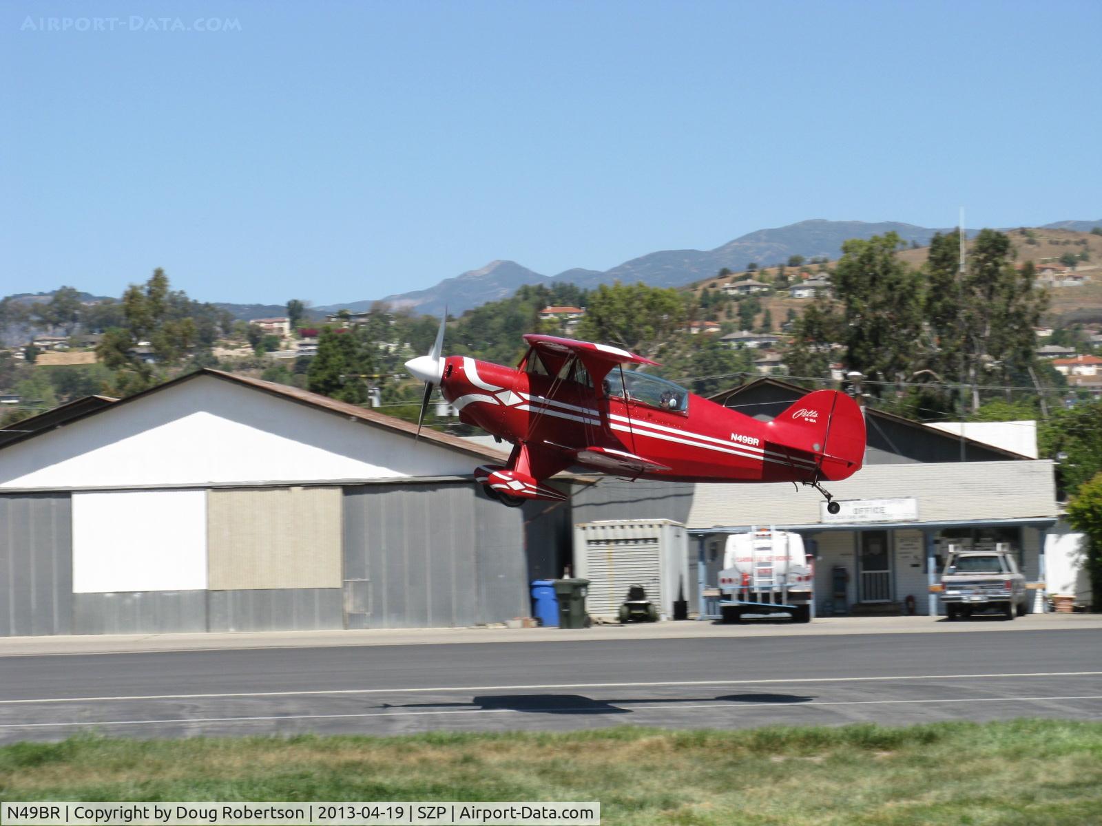 N49BR, Pitts S-2A Special C/N 2212, 1980 Pitts S-2A, Lycoming AEIO-540 260 Hp, full inverted systems, fast takeoff climb Rwy 22