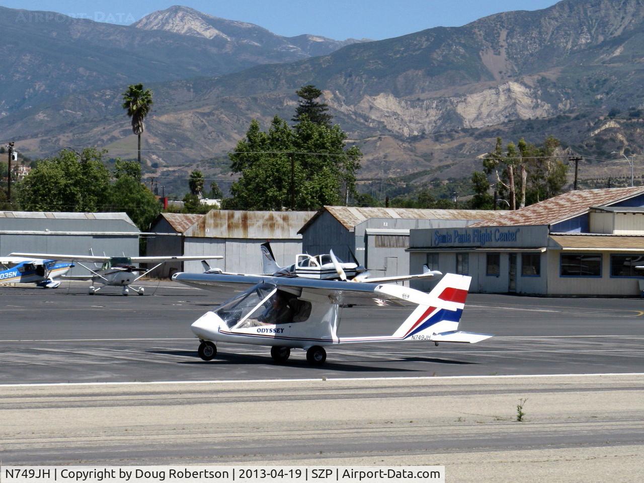 N749JH, 2008 Earthstar Odyssey C/N 61008, 2008 Caston/Caston Earthstar ODYSSEY, HKS 700E 2 cylinder 4 stroke 60 Hp, three-blade pusher prop, Ultralight, registered Experimental class, landing roll Rwy 22
