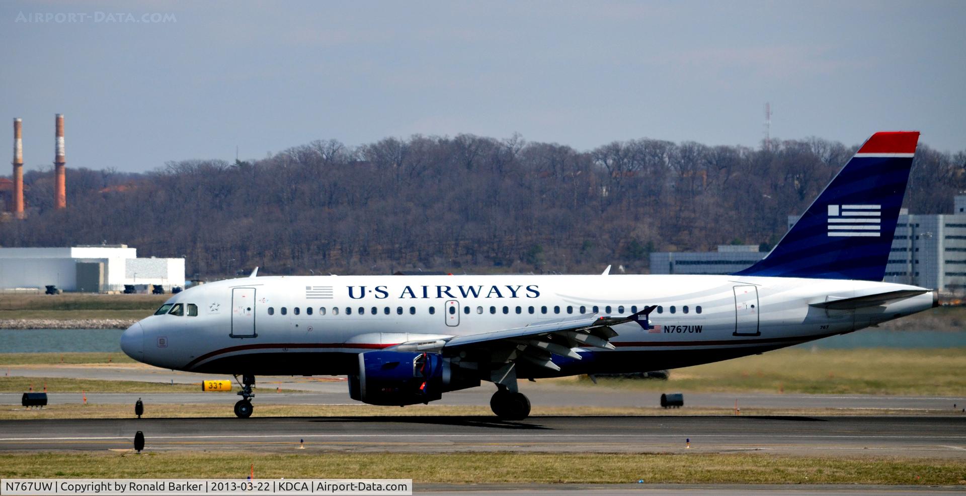 N767UW, 2000 Airbus A319-112 C/N 1382, DCA VA