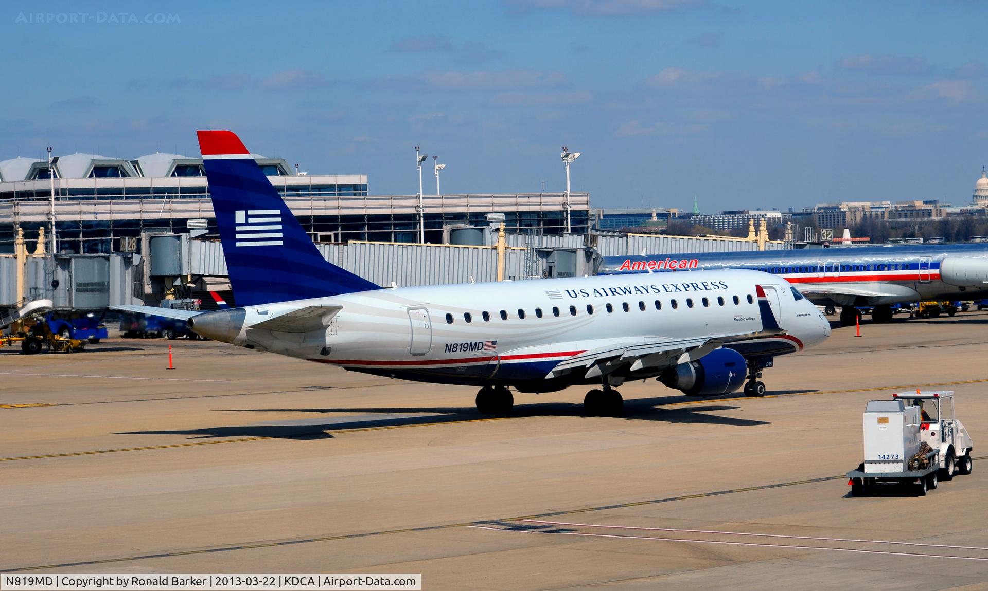 N819MD, 2004 Embraer 170SU (ERJ-170-100SU) C/N 17000040, Taxi DCA