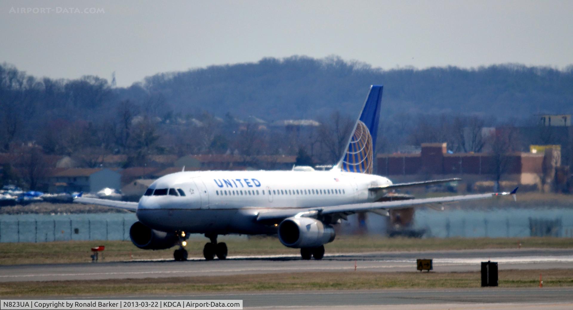 N823UA, 1998 Airbus A319-131 C/N 952, Takeoff DCA