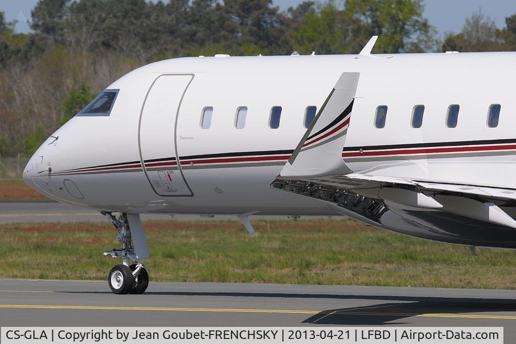 CS-GLA, 2012 Bombardier BD-700-1A10 Global 6000 C/N 9478, take off runway 05