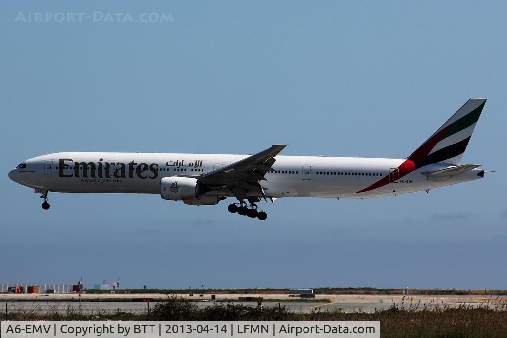 A6-EMV, 2003 Boeing 777-31H C/N 28687, Landing Rwy 04 R
