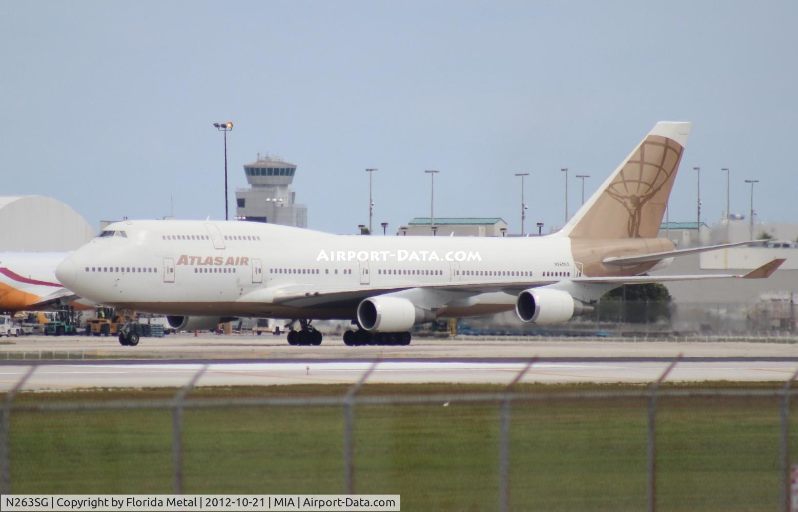 N263SG, 1999 Boeing 747-481 C/N 29263, Atlas Air revised c/s 747-400