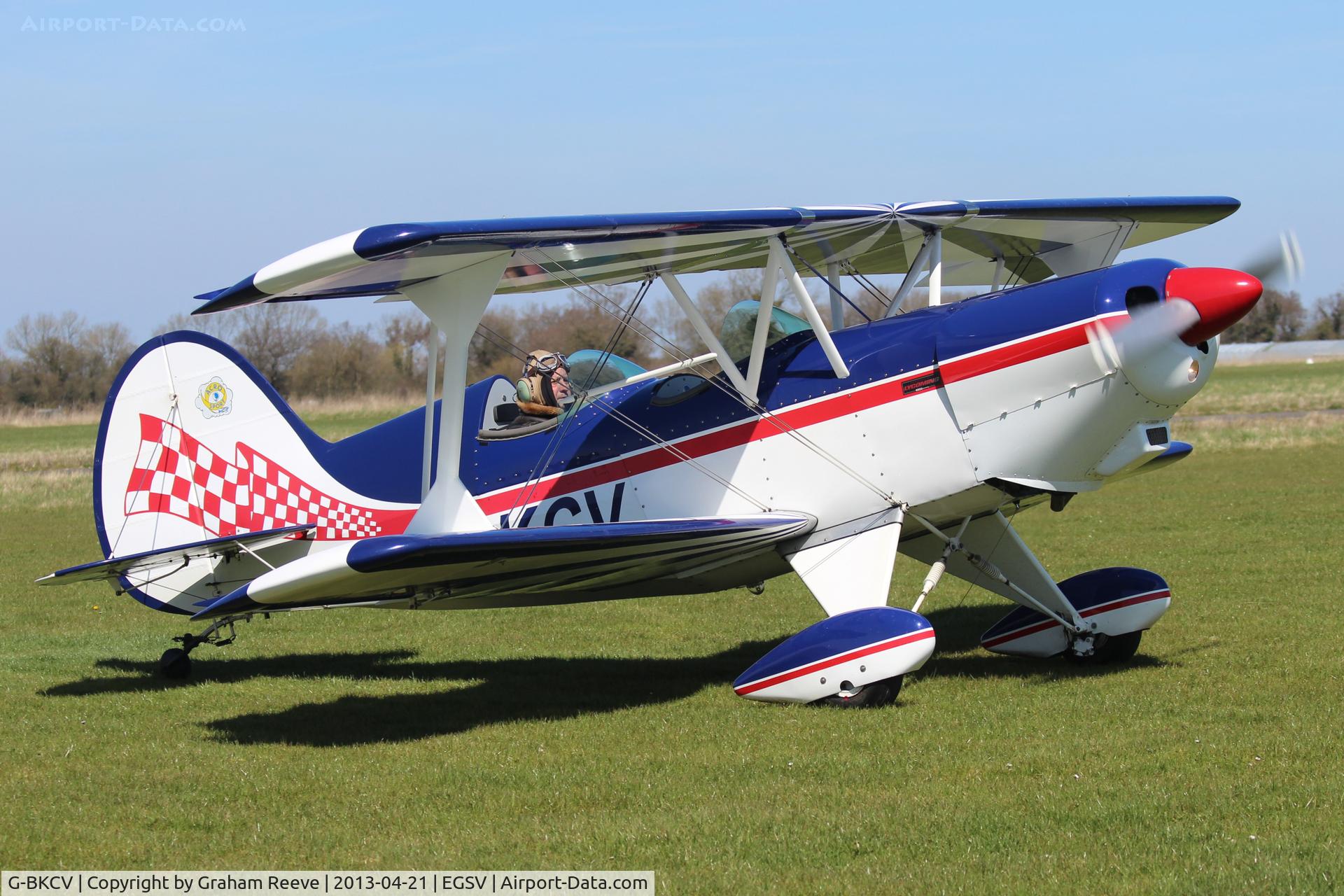 G-BKCV, 1990 EAA Acro Sport II C/N PFA 072A-10776, Just landed.