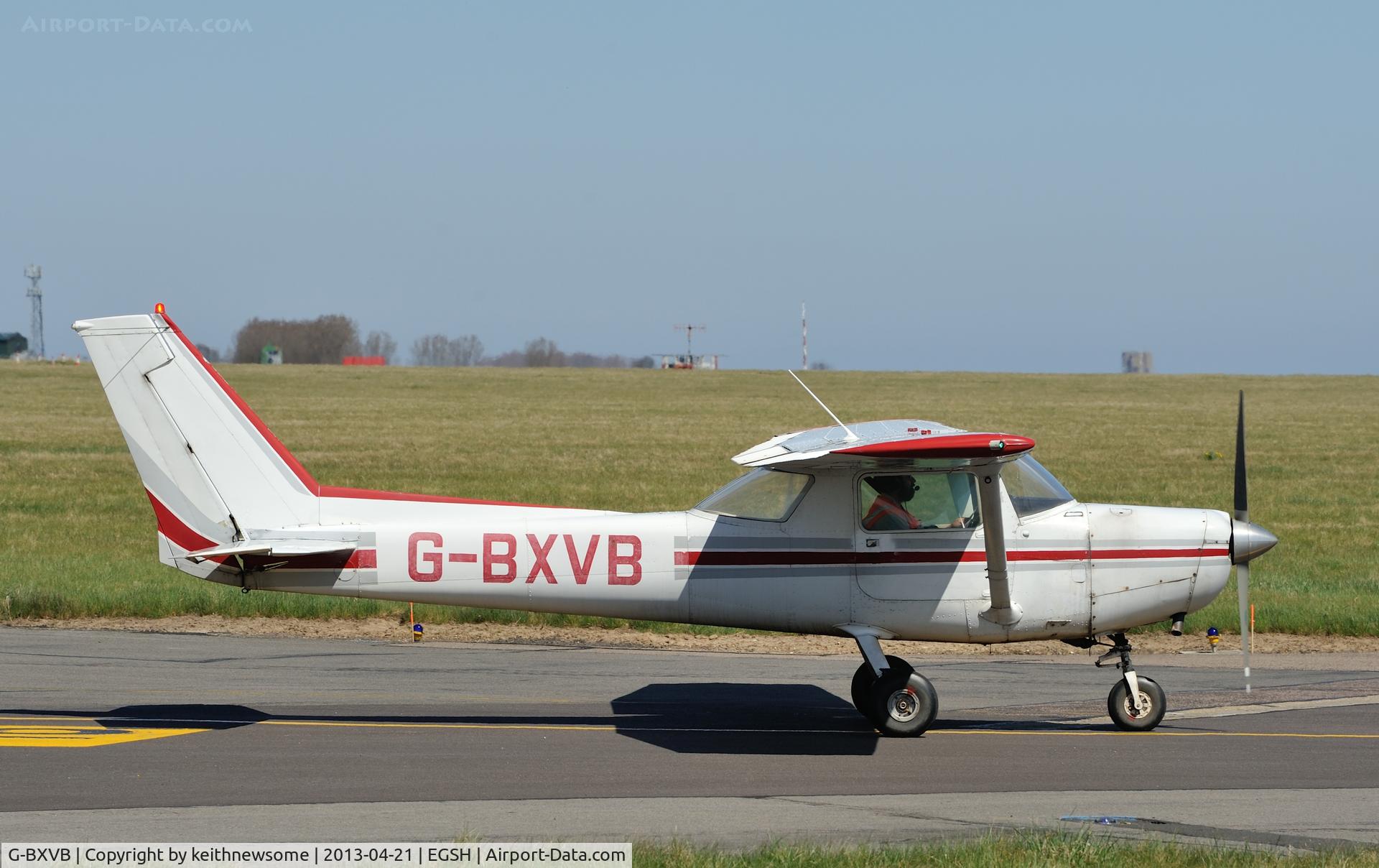 G-BXVB, 1979 Cessna 152 C/N 15282584, Leaving in strong sunlight.