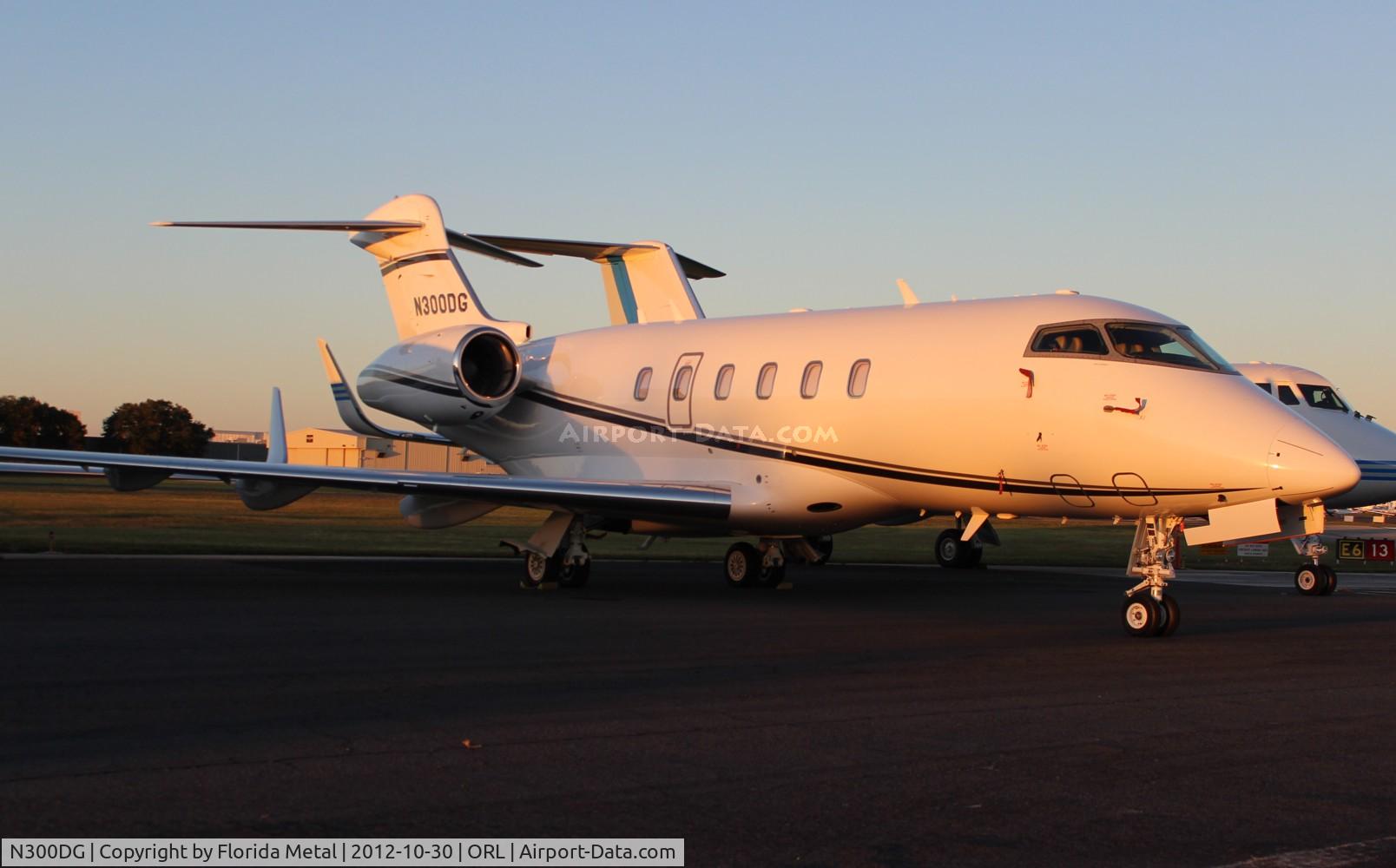 N300DG, 2005 Bombardier Challenger 300 (BD-100-1A10) C/N 20058, Challenger 300 at NBAA