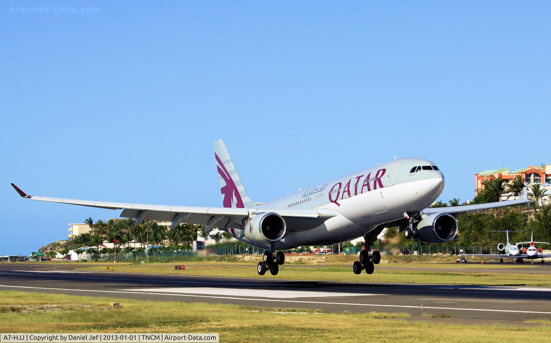 A7-HJJ, 2002 Airbus A330-203 C/N 487, A7-HJJ