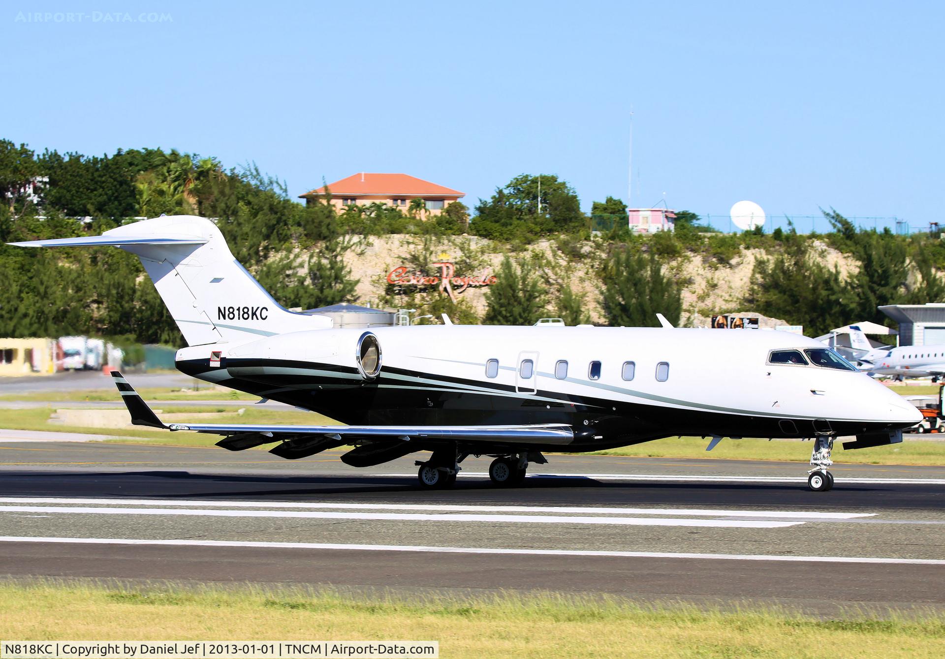 N818KC, 2005 Bombardier Challenger 300 (BD-100-1A10) C/N 20043, N818KC