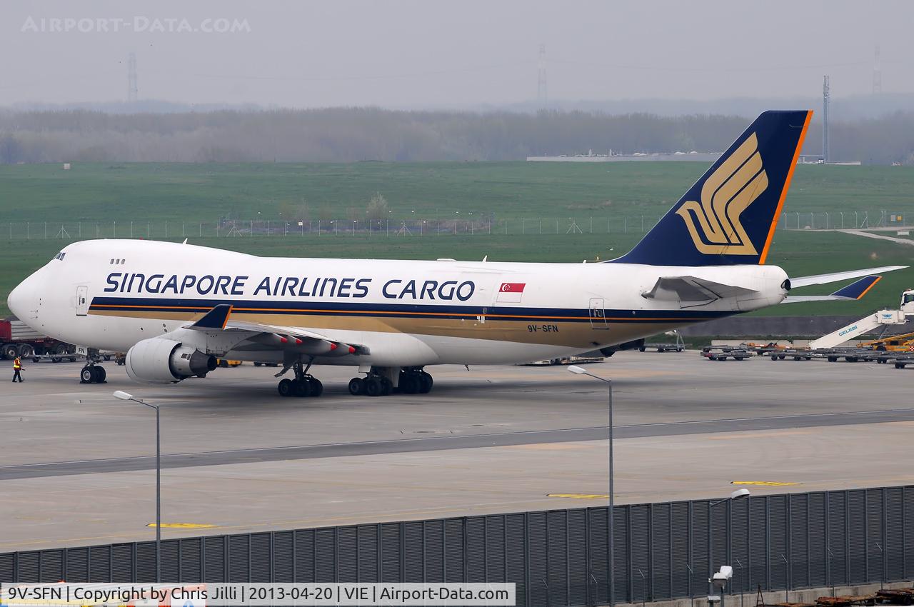 9V-SFN, 2004 Boeing 747-412F/SCD C/N 32899, Singapore Airlines Cargo