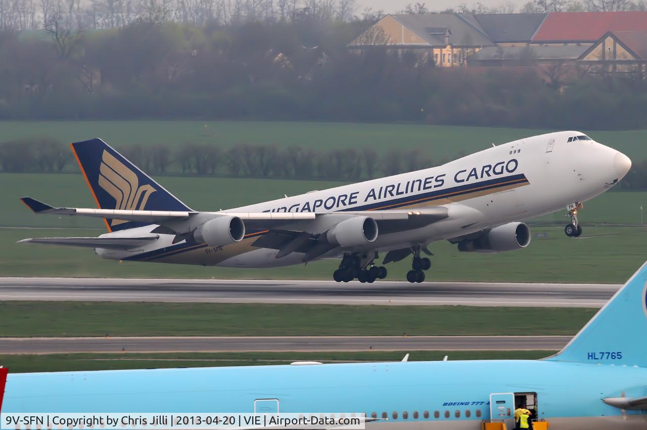 9V-SFN, 2004 Boeing 747-412F/SCD C/N 32899, Singapore Airlines Cargo