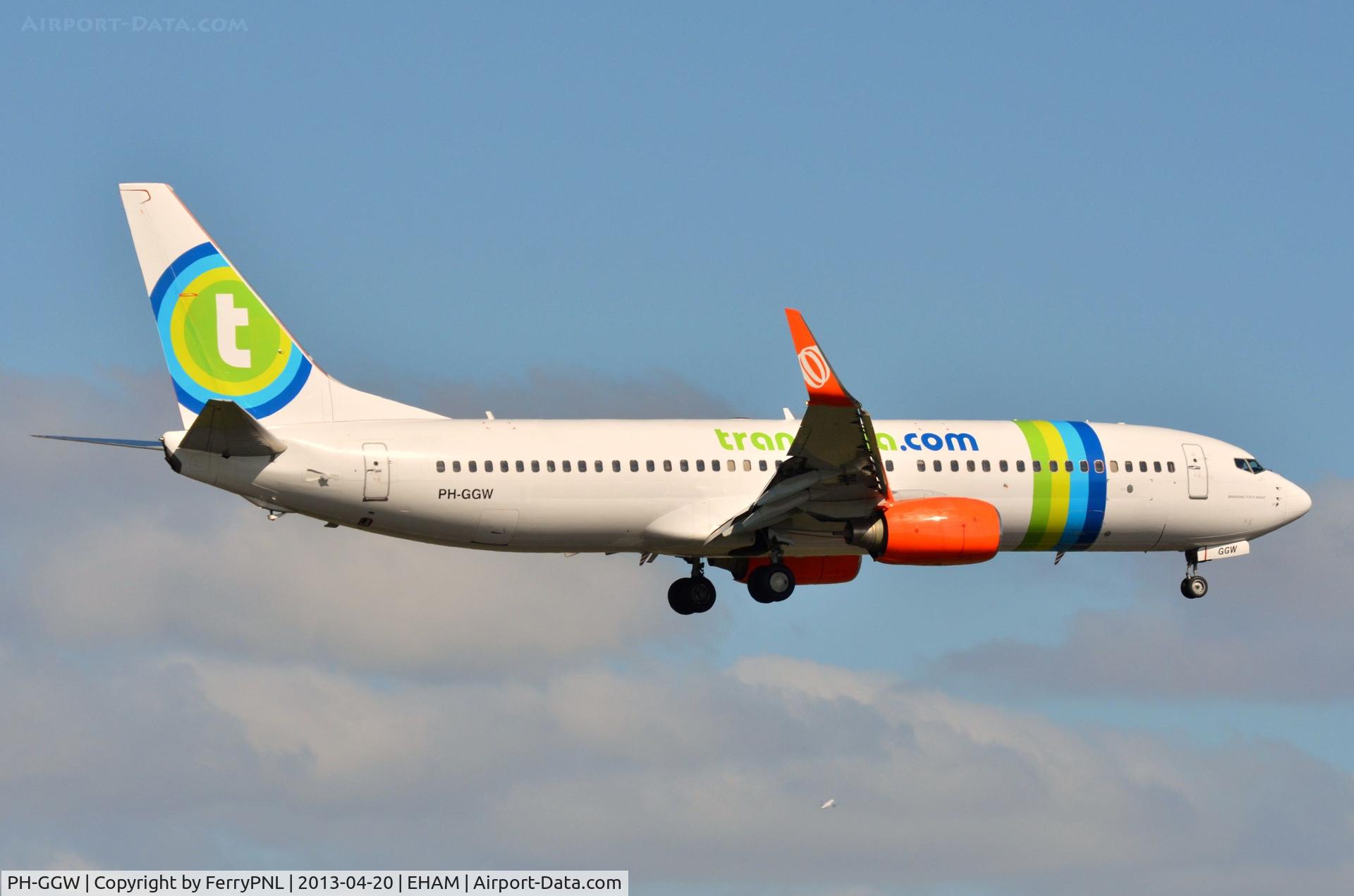 PH-GGW, 2010 Boeing 737-8EH C/N 35831, Gol B738 (PR-GGW) in Transavia colours for season 2013.
